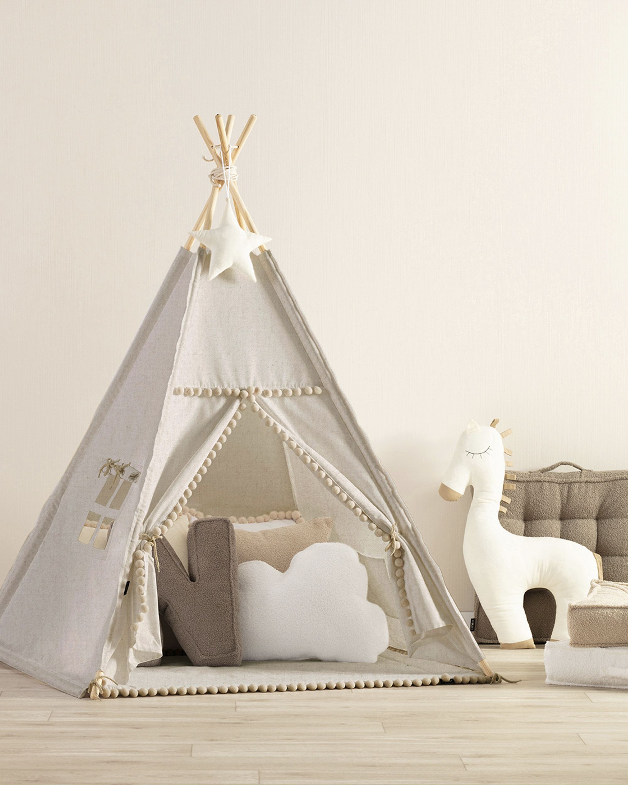 Tipi-Zelt mit Pompons Farbe beige
