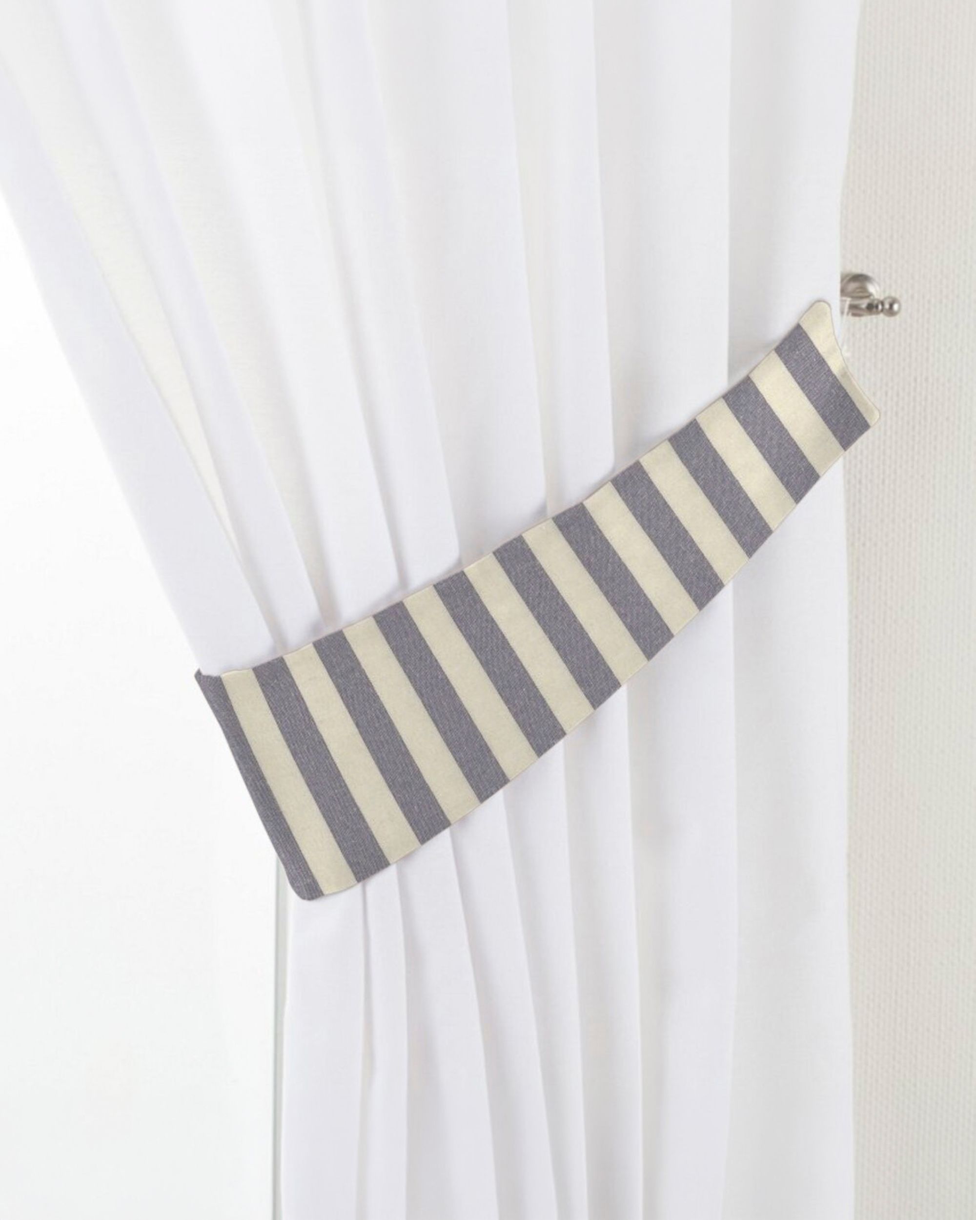 Raffhalter Farbe dunkelblau Stoff gemustert